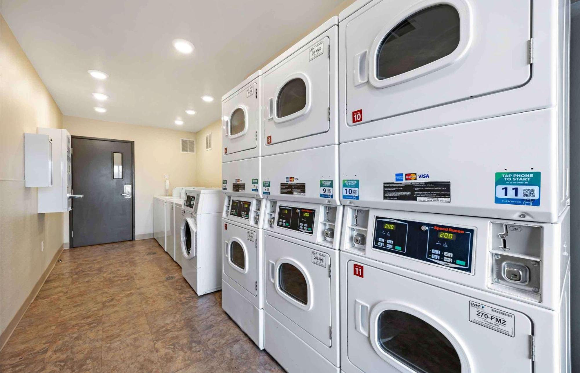 Extended Stay America Select Suites - Wichita - Airport 외부 사진