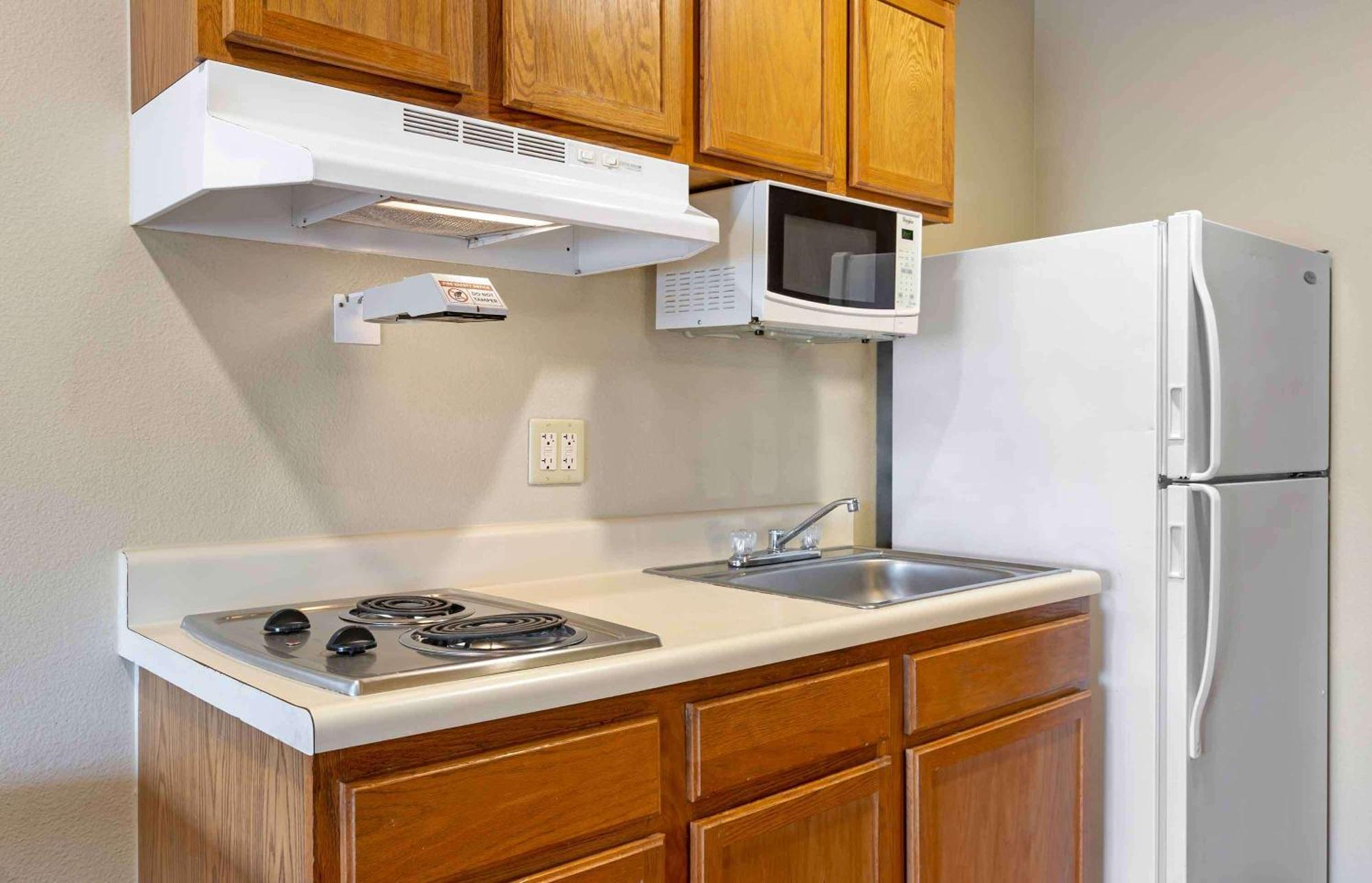 Extended Stay America Select Suites - Wichita - Airport 외부 사진