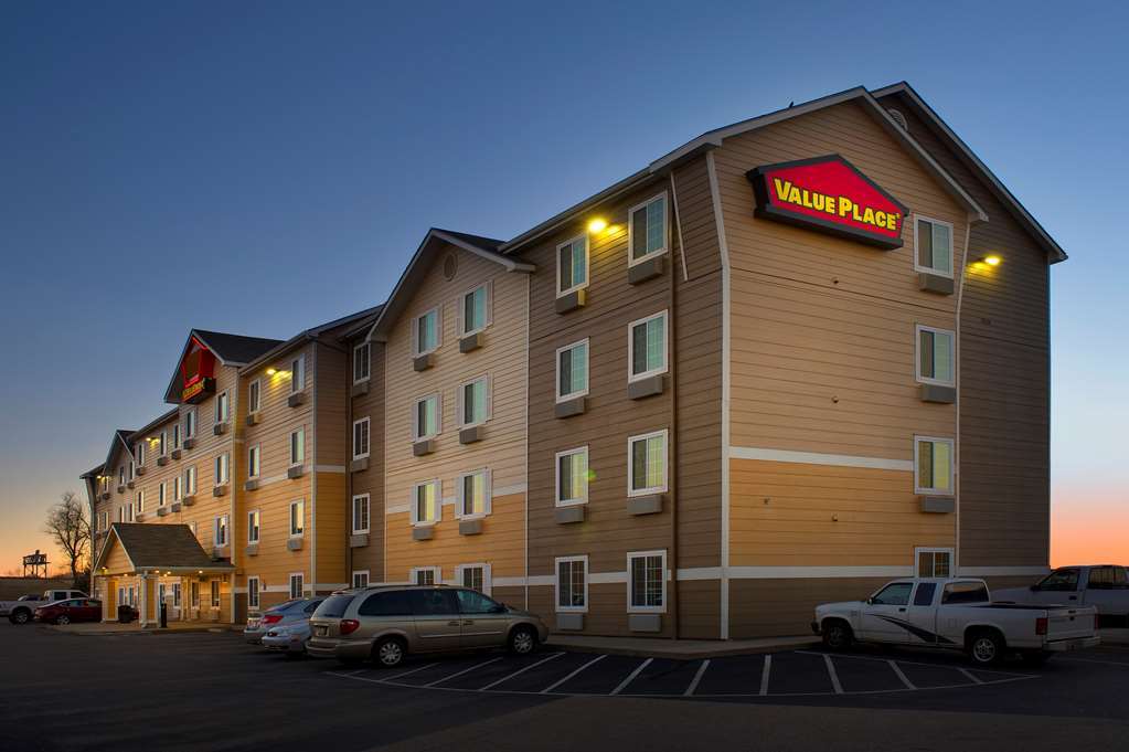 Extended Stay America Select Suites - Wichita - Airport 외부 사진
