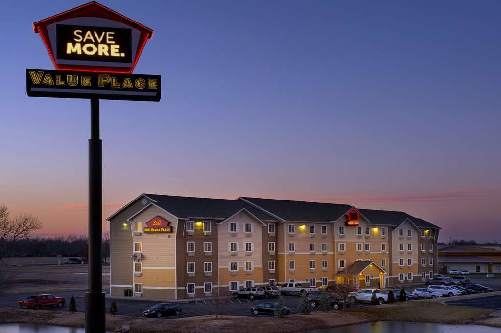 Extended Stay America Select Suites - Wichita - Airport 외부 사진
