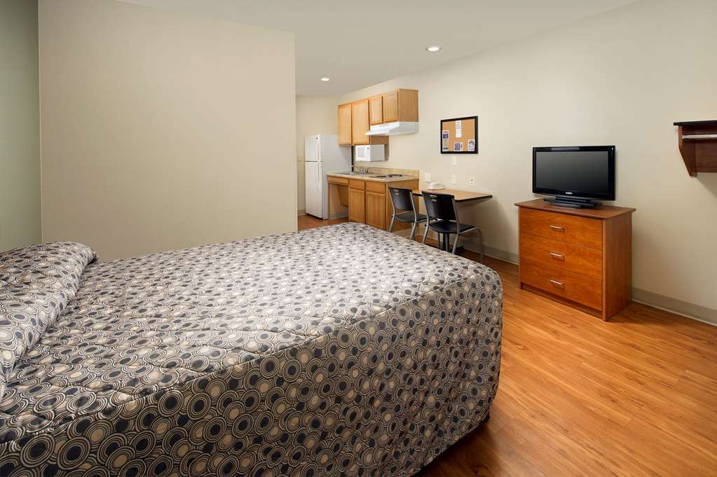 Extended Stay America Select Suites - Wichita - Airport 객실 사진