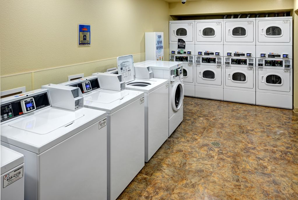 Extended Stay America Select Suites - Wichita - Airport 시설 사진