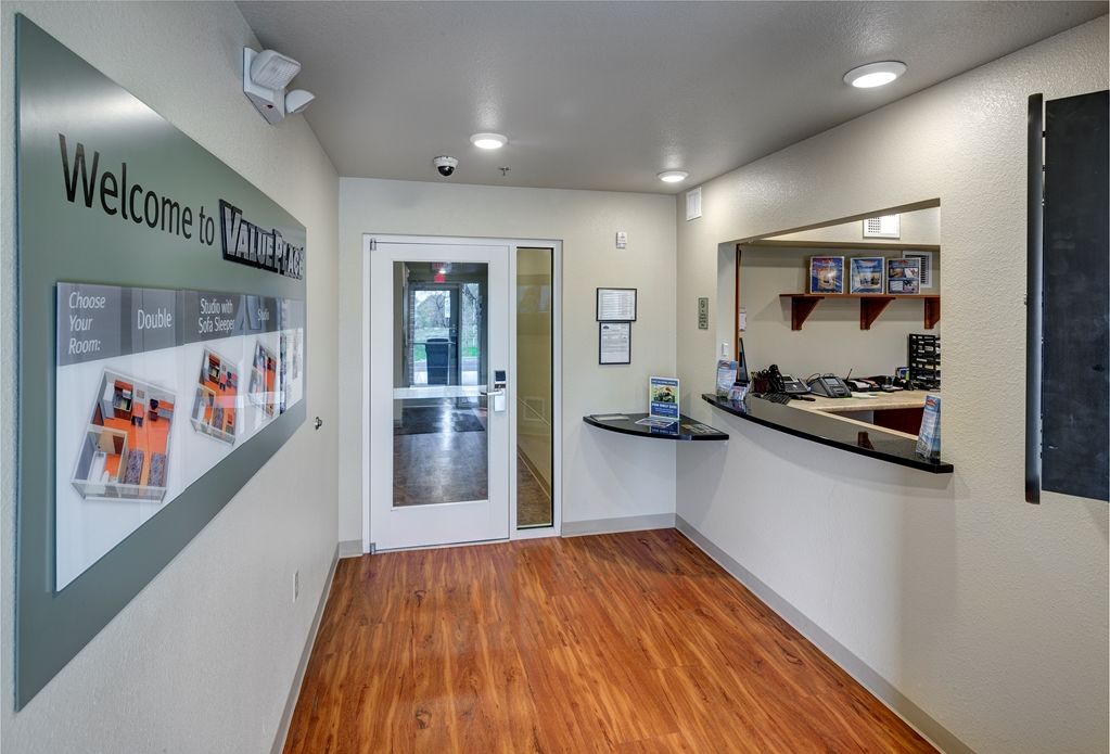 Extended Stay America Select Suites - Wichita - Airport 내부 사진