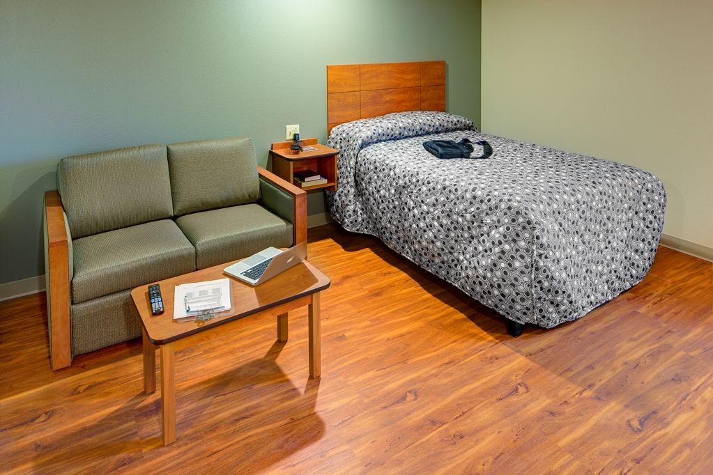 Extended Stay America Select Suites - Wichita - Airport 객실 사진